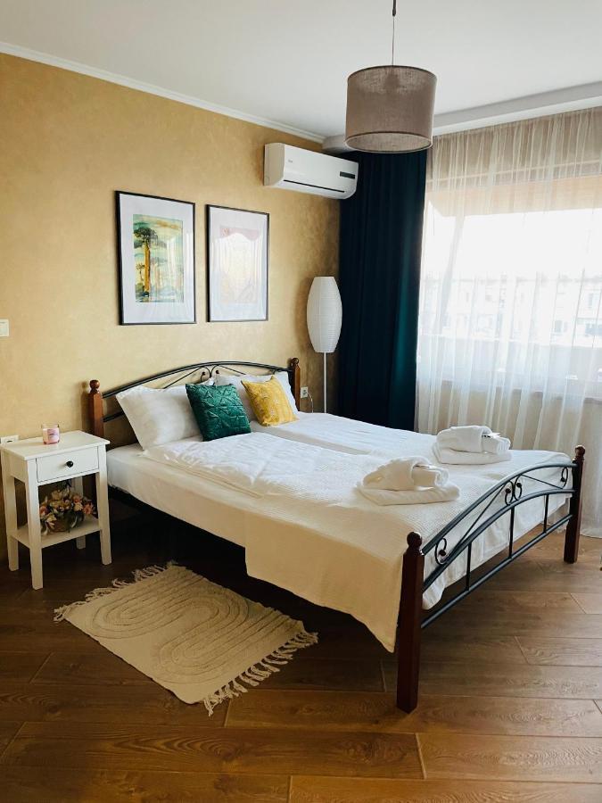 Panorama-М Apartment Vratsa Luaran gambar