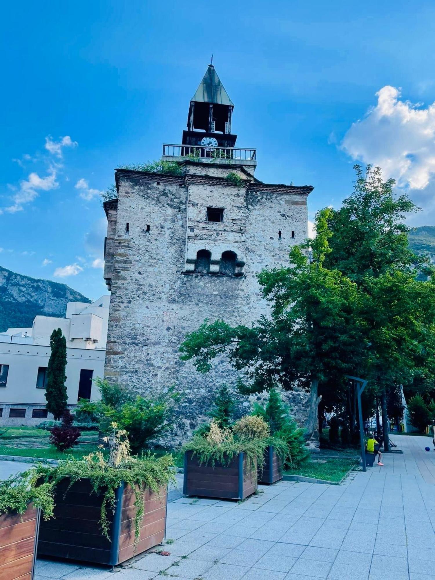 Panorama-М Apartment Vratsa Luaran gambar